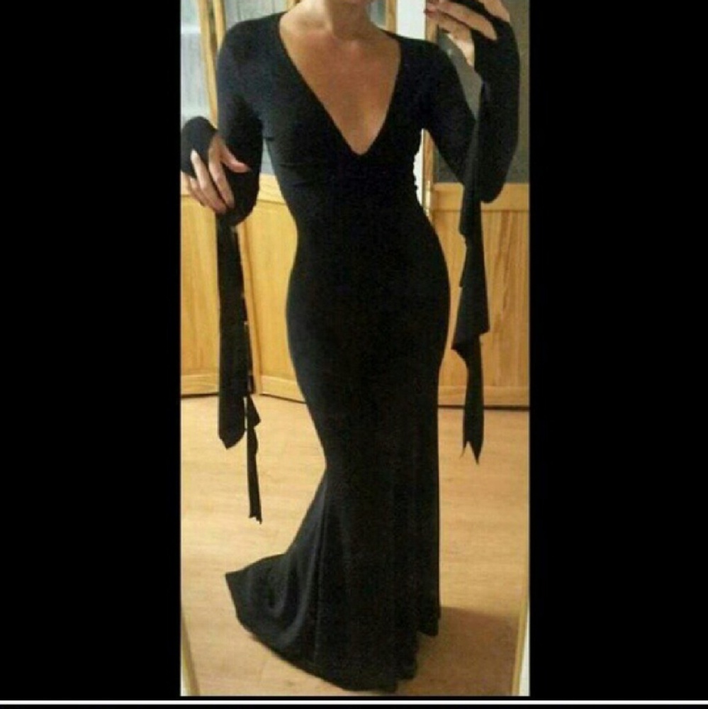 Morticia Adams NYE Halloween Costume Gloves Dress